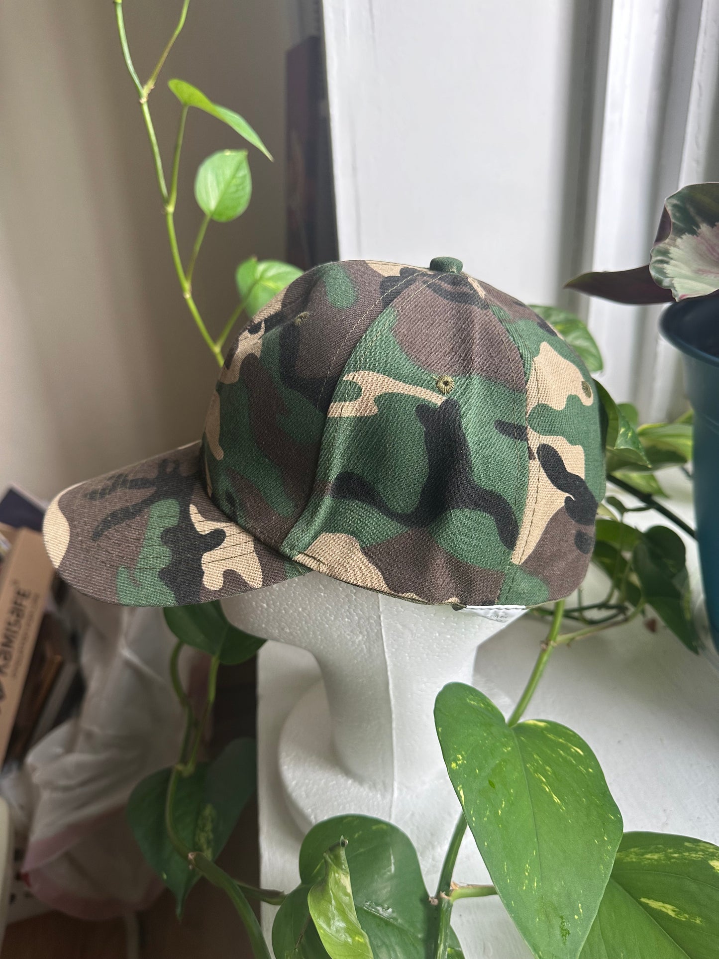 288-New Camouflage Cap with adjustable Velcro strap
