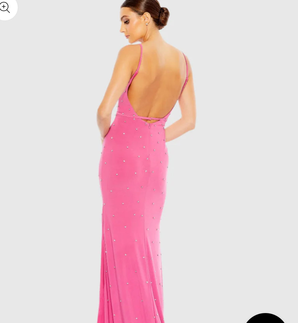 NWT Mac Duggal Pink rhinestone embellished sleeveless V-neck gown, size 4