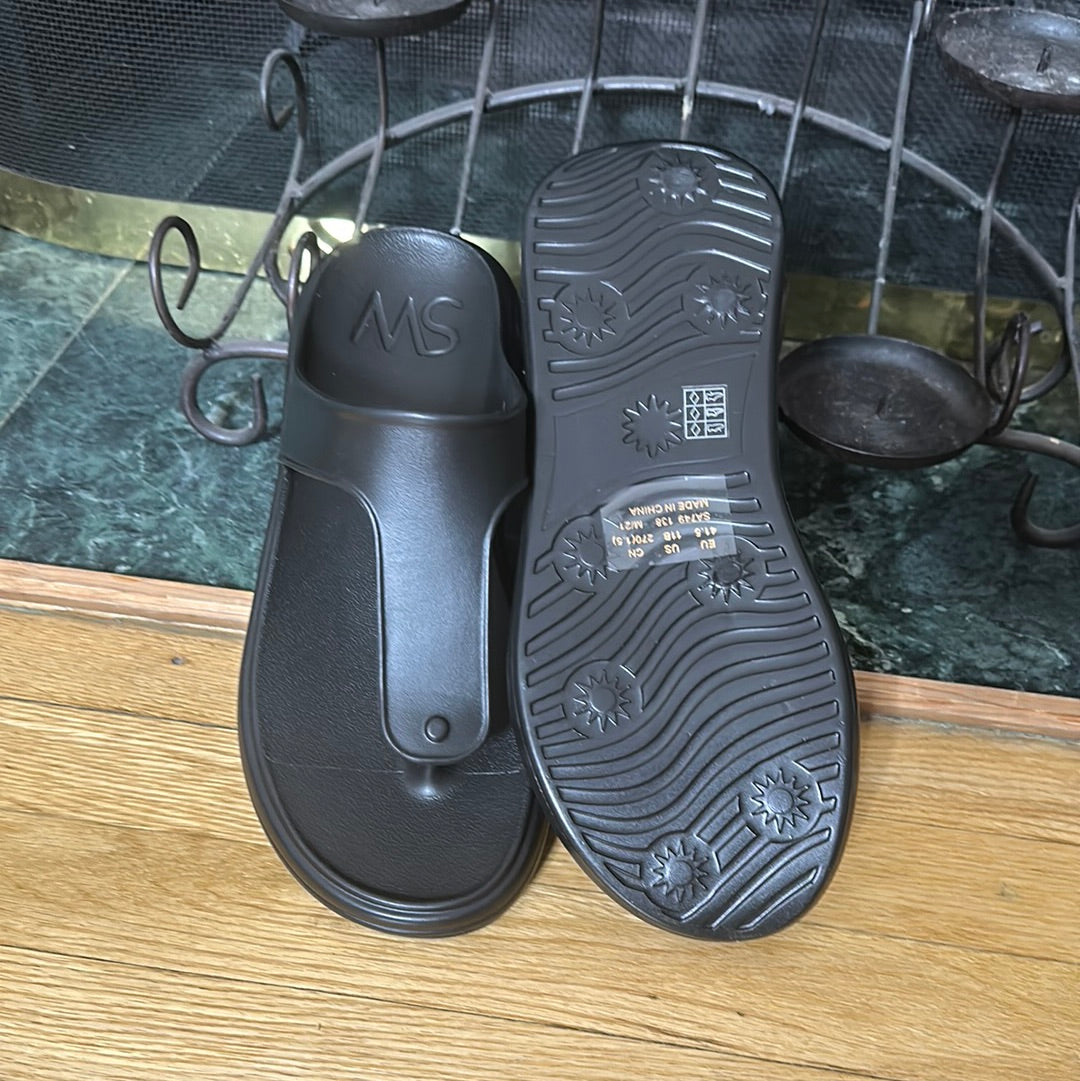 Stuart Weitzman Black T-Strap Slide sz 11