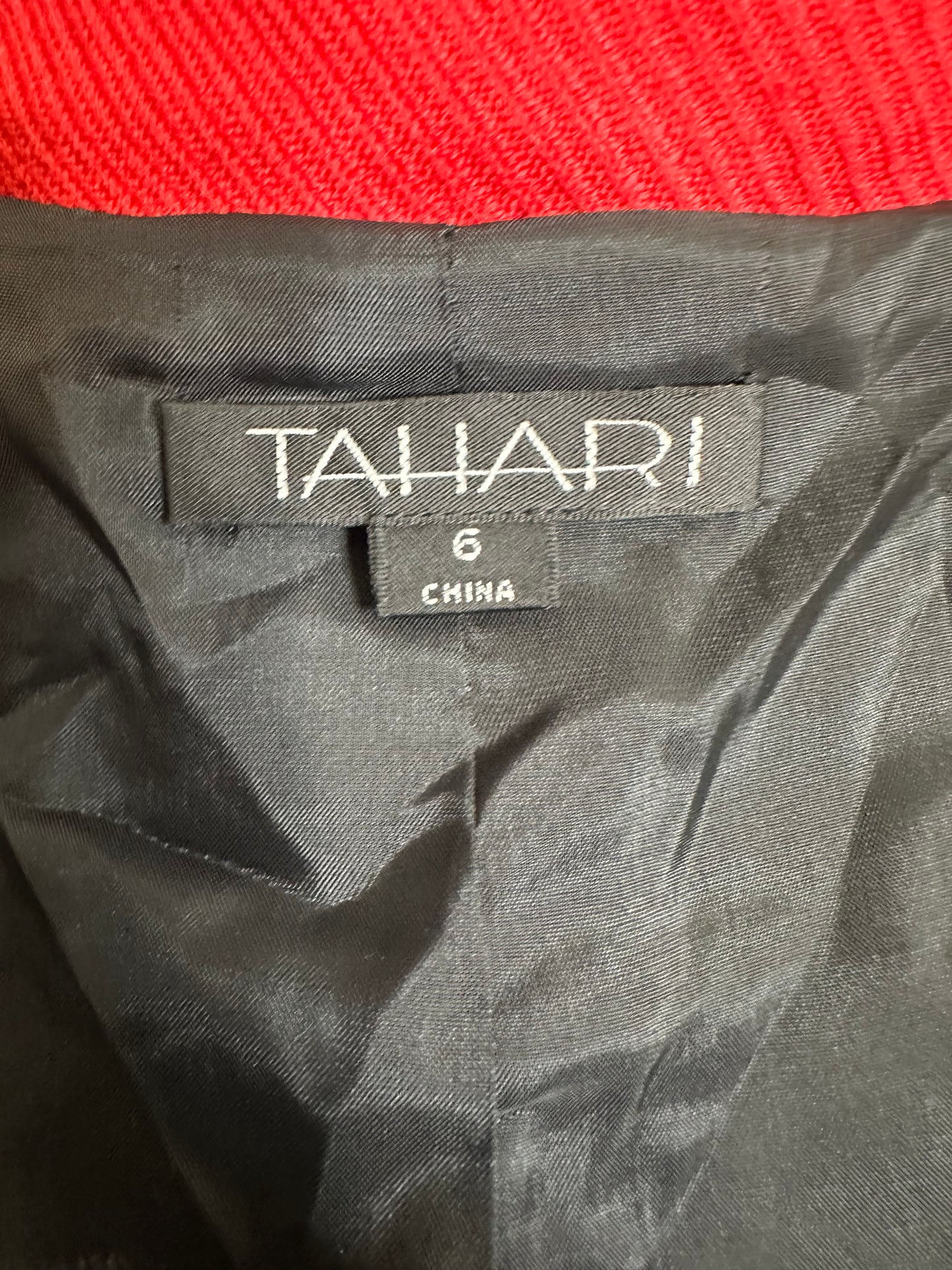 Tahari Scarlet red blazer with button up collar size 6