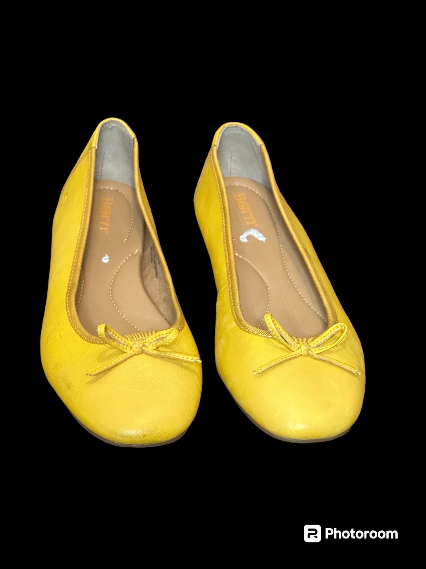 BORN Yellow leather ballet flat sz 11