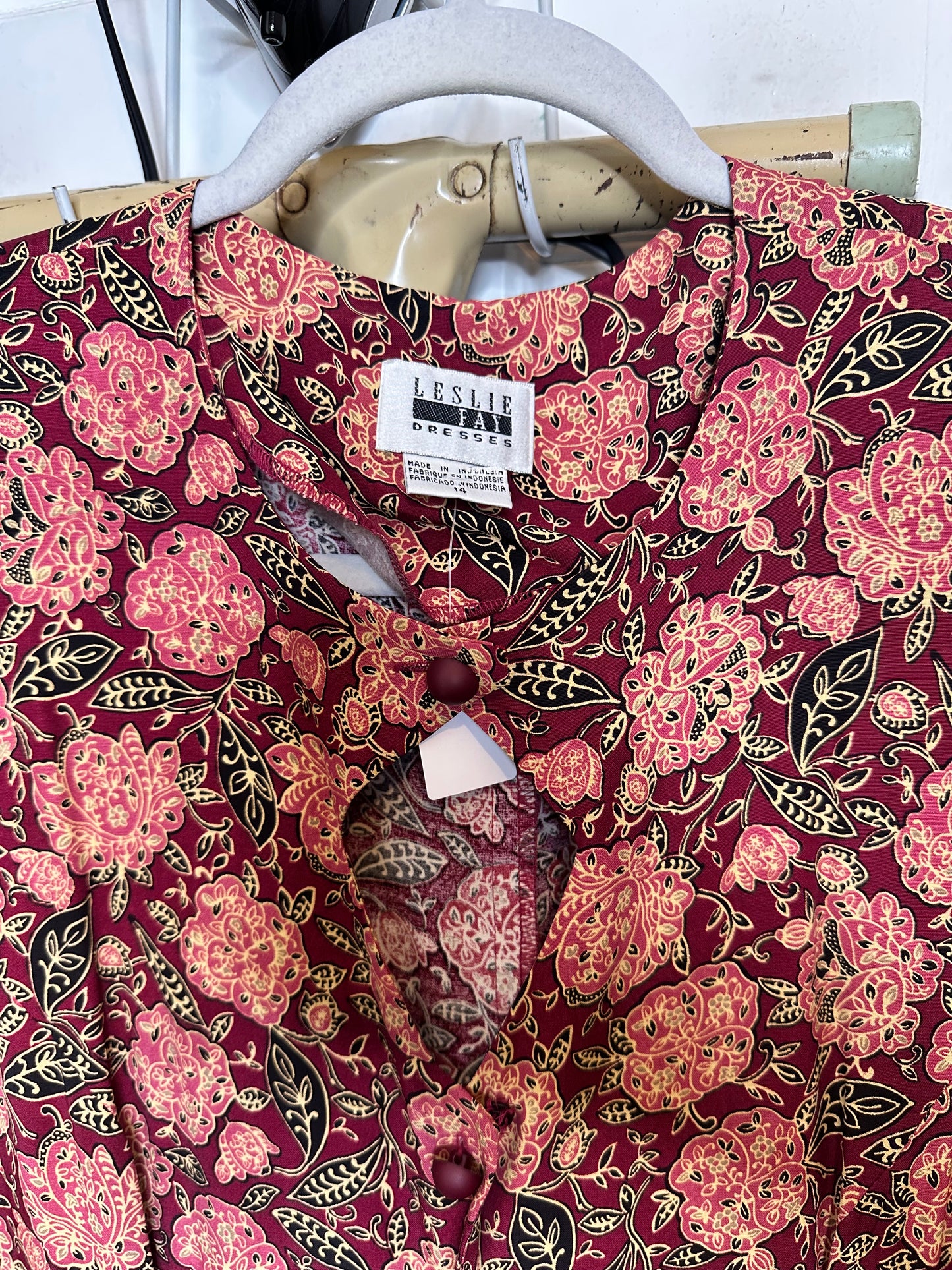 Vintage 1990’s Leslie Fay red floral dress deadstock sz 14