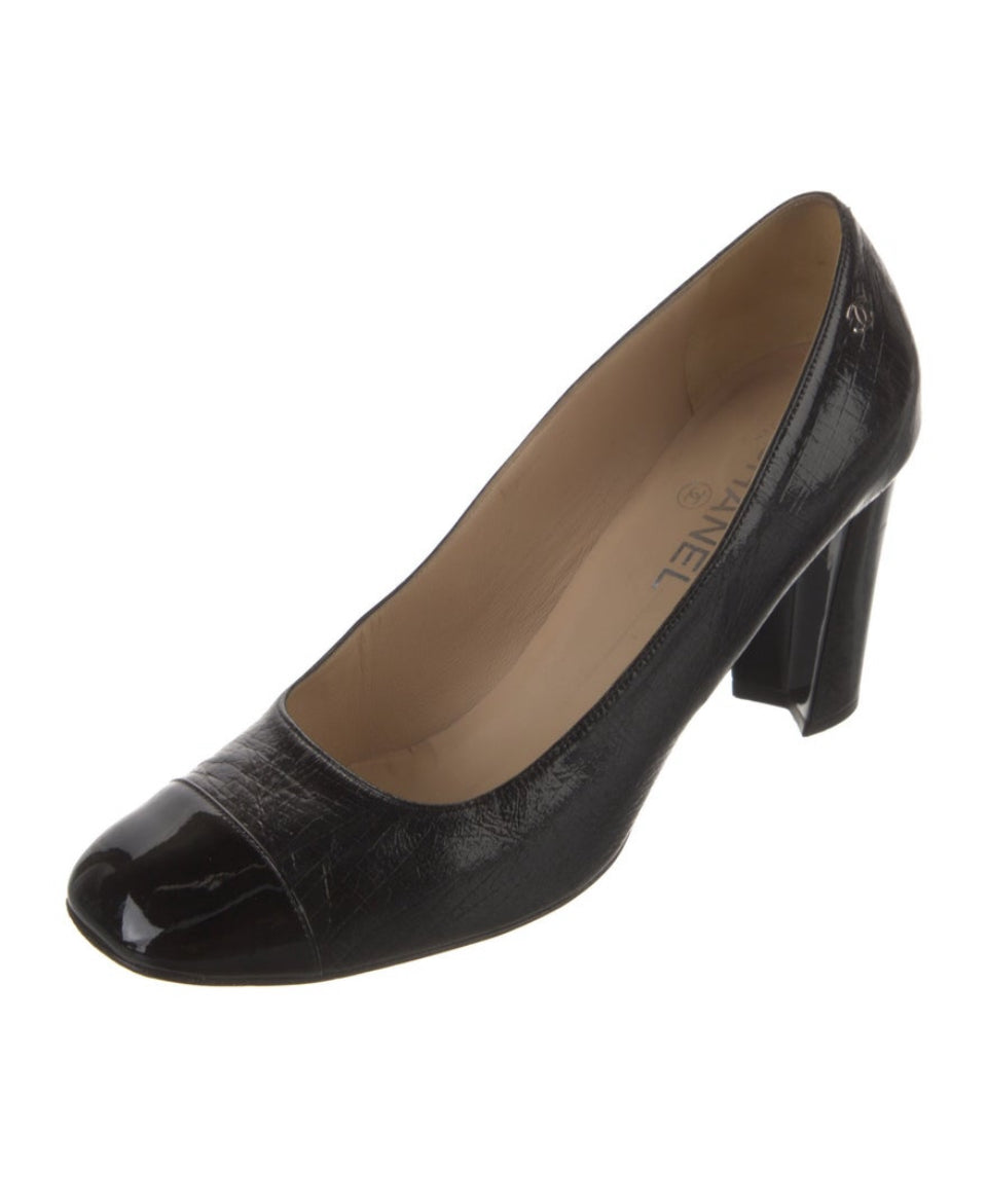 Chanel Black Patent Leather Pump Sz 41/11