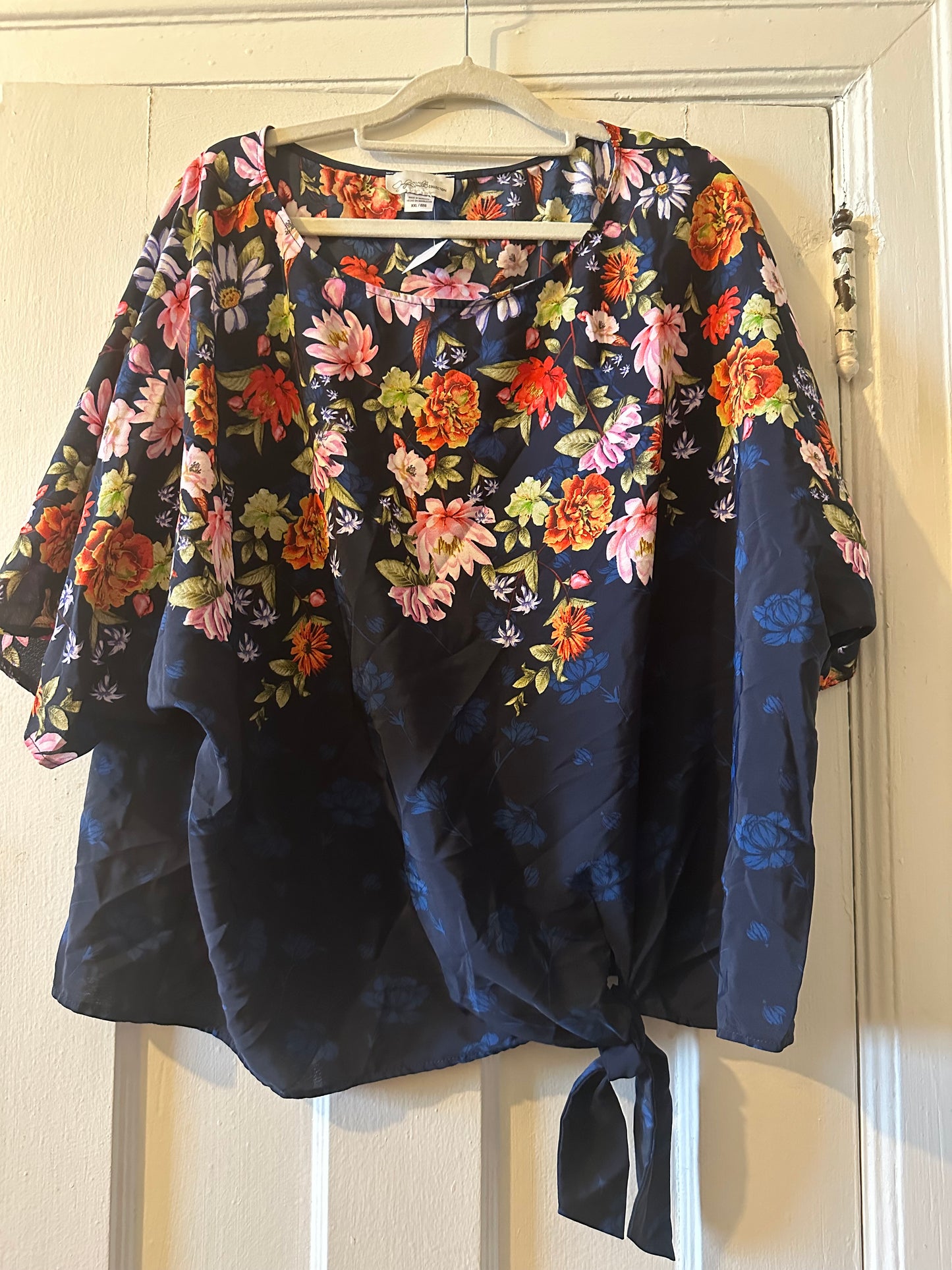 Jaclyn Smith navy print blouse sz XXL
