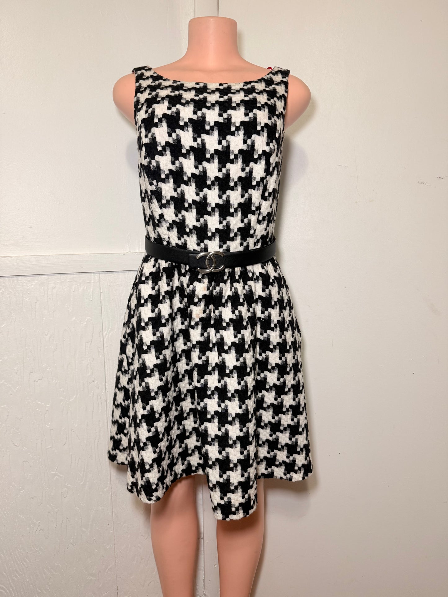 Jessica Sim houndstooth Dress Sz 10 with pockets