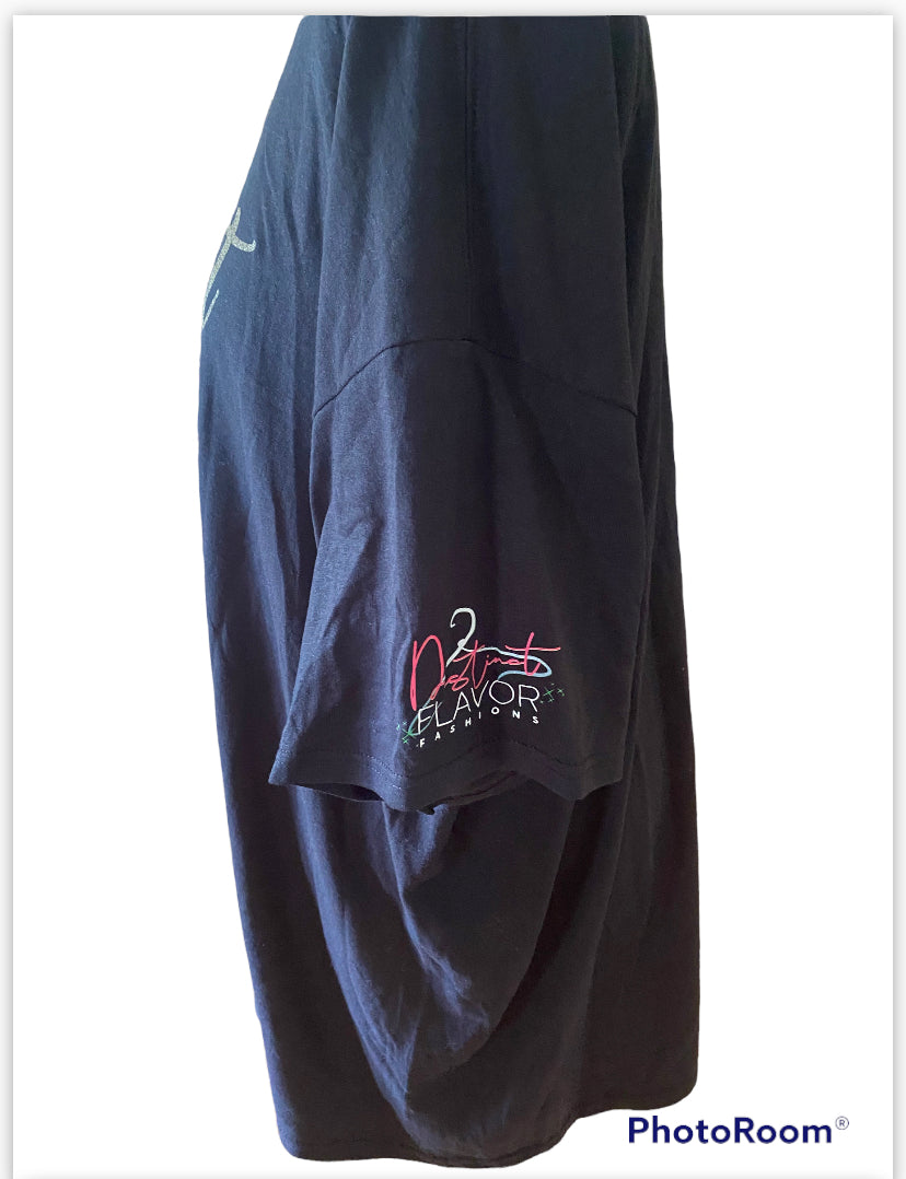 Distinct And Classy Black Crew Neck  T