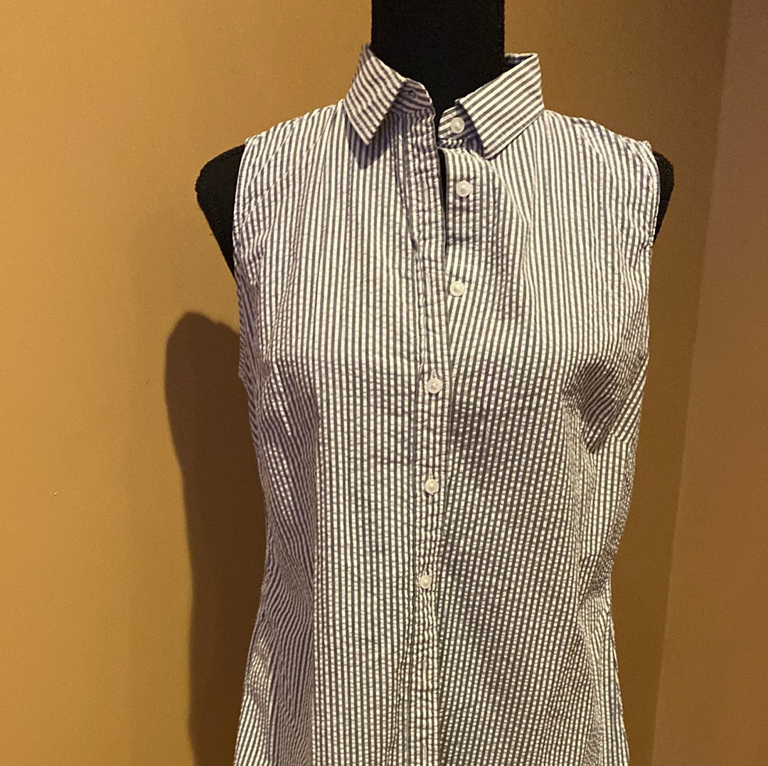 312 Banana Republic stripe seersucker top Sz 4