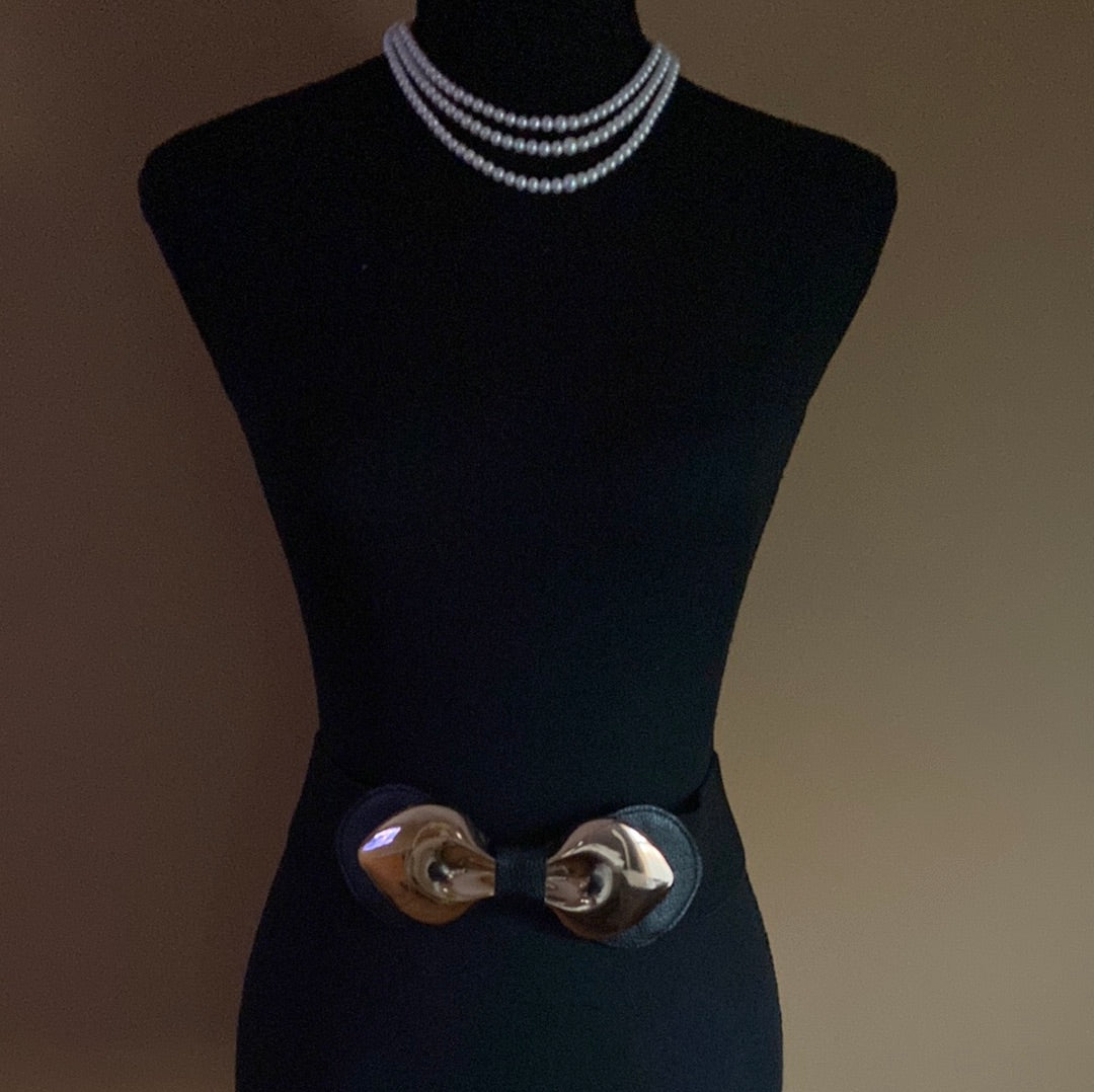 020922 Elastic Back closure belt Sz/M w/Gold hardware