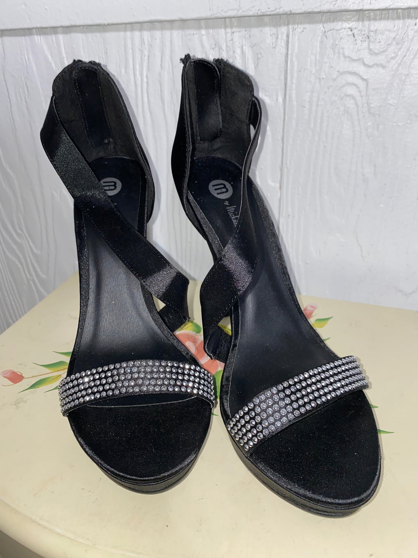 4.20 Michael Antonio Blk Satin Heel w Rhinestones