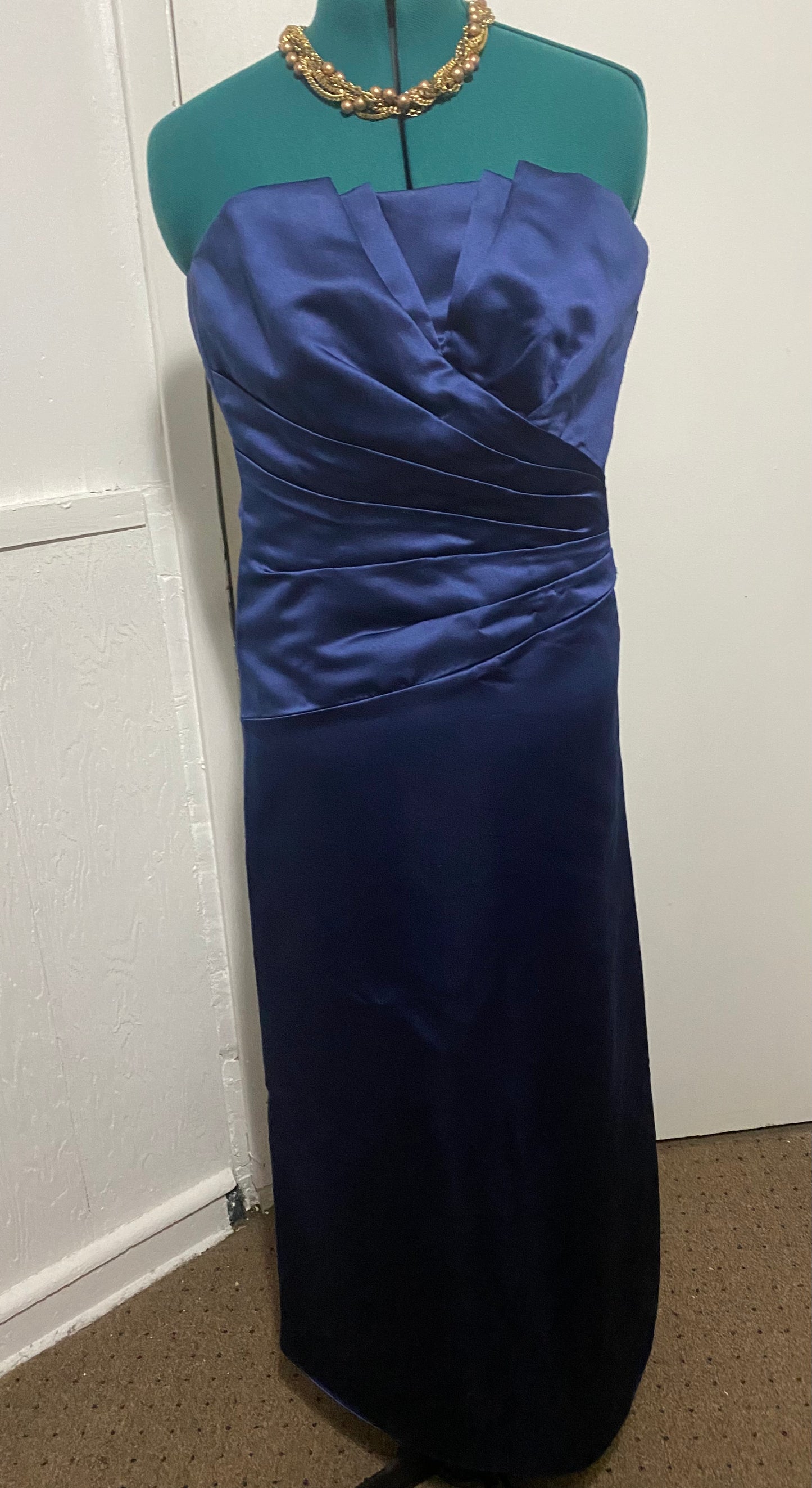 033022 Belse blue evening Dress Sz 12