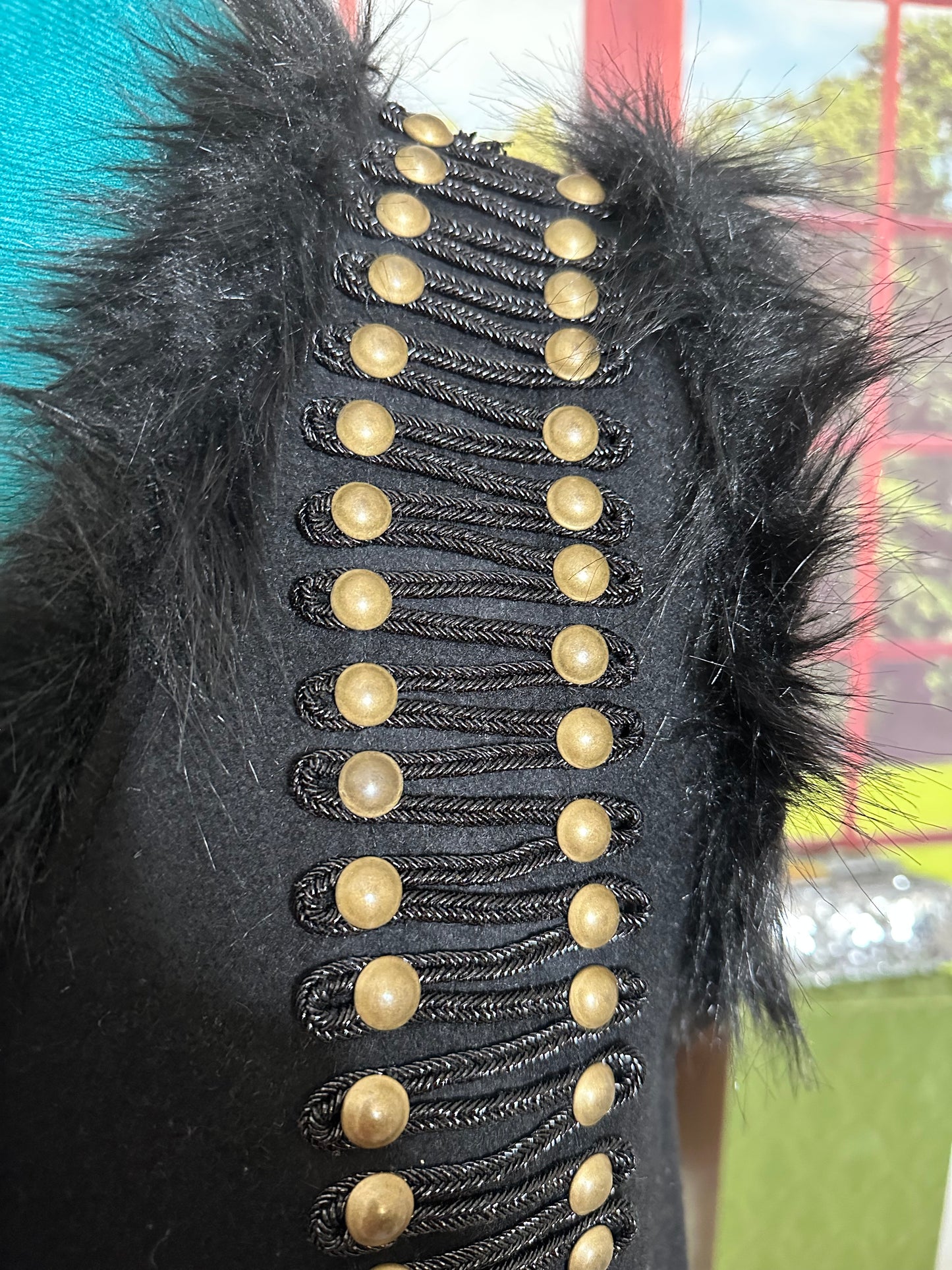 MM Vintage Black vest with faux fur trim and gold accents sz L