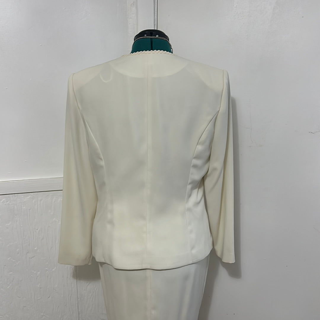 Chestudio Cream Suit Sz 12