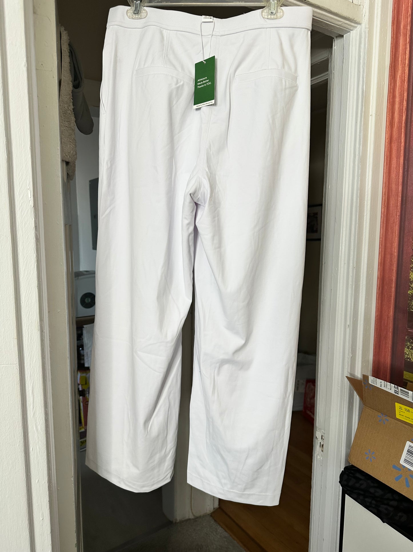 NWT Halara Flex Daystretch High waist white pants sz L inseam 29”