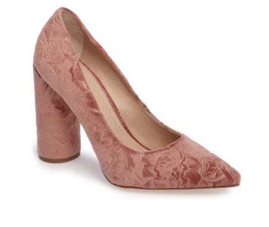 NWT Pour Victoire pink velvet pumps sz 9.5