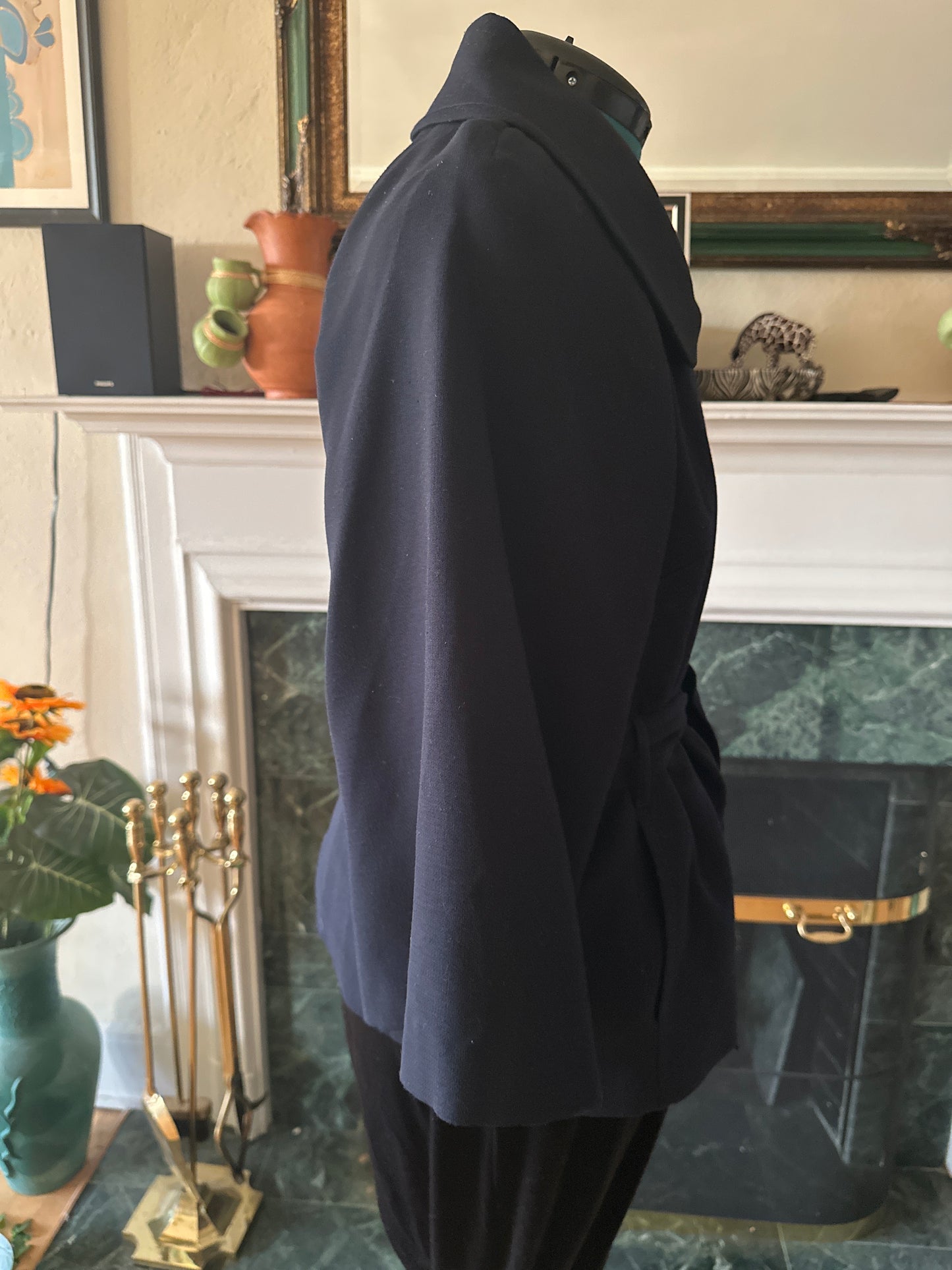 Tahari Navy Double Breast Blazer with belt sz 14