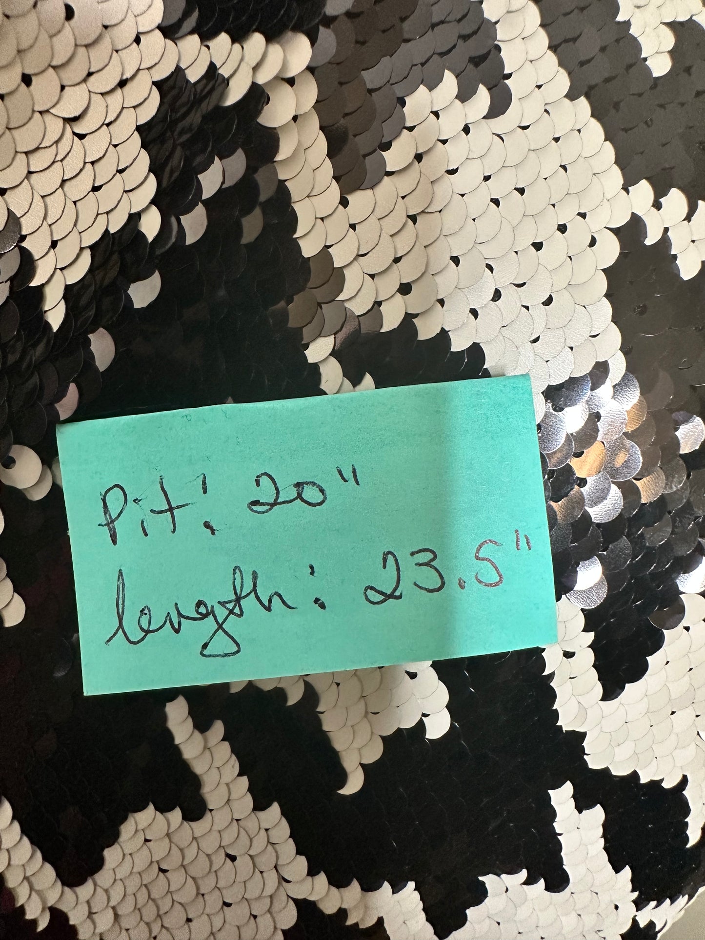 Ann Taylor B/W sequins top sz L