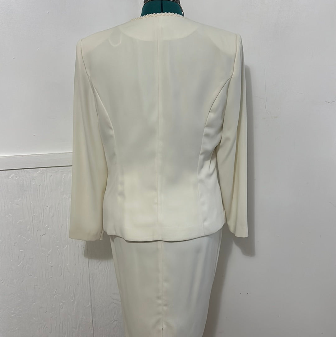 Chestudio Cream Suit Sz 12