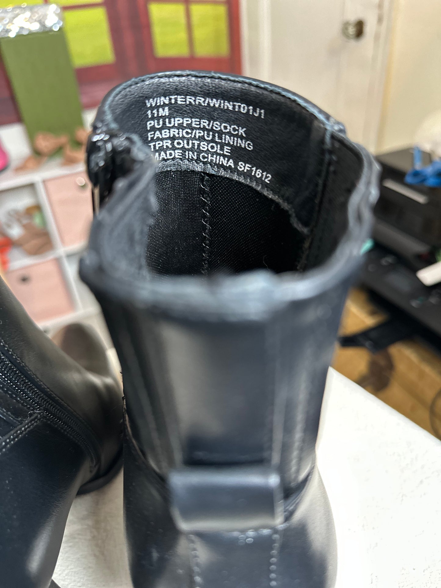 Madden Girl faux leather black bootie sz 11