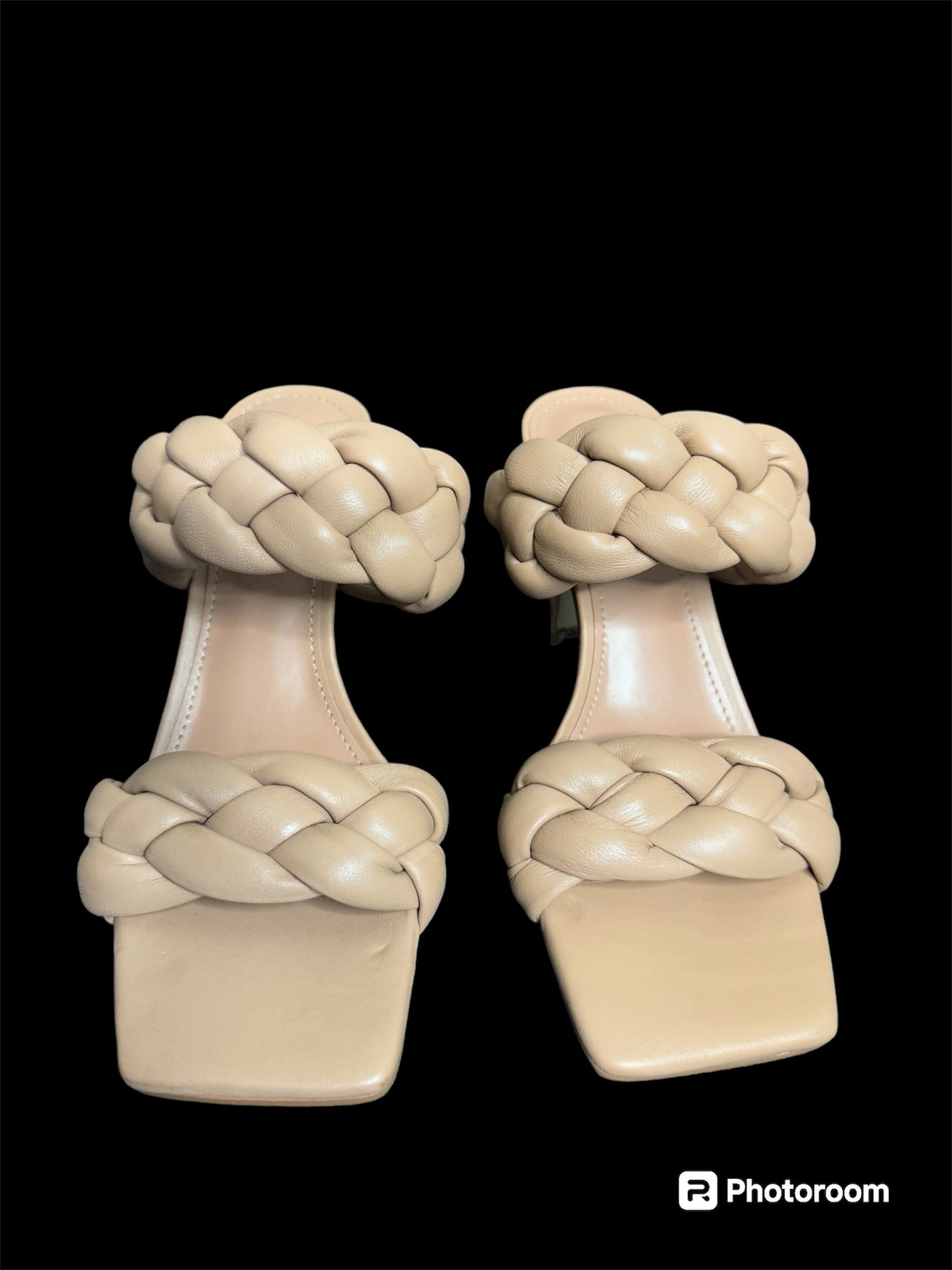 Marc Fisher Hammy Sandal Color medium Natural sz 6M