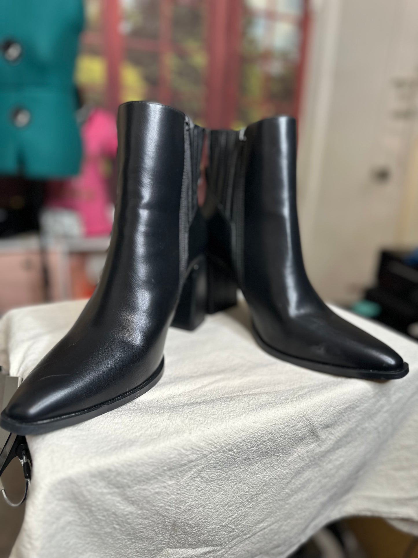 Madden Girl faux leather black bootie sz 11