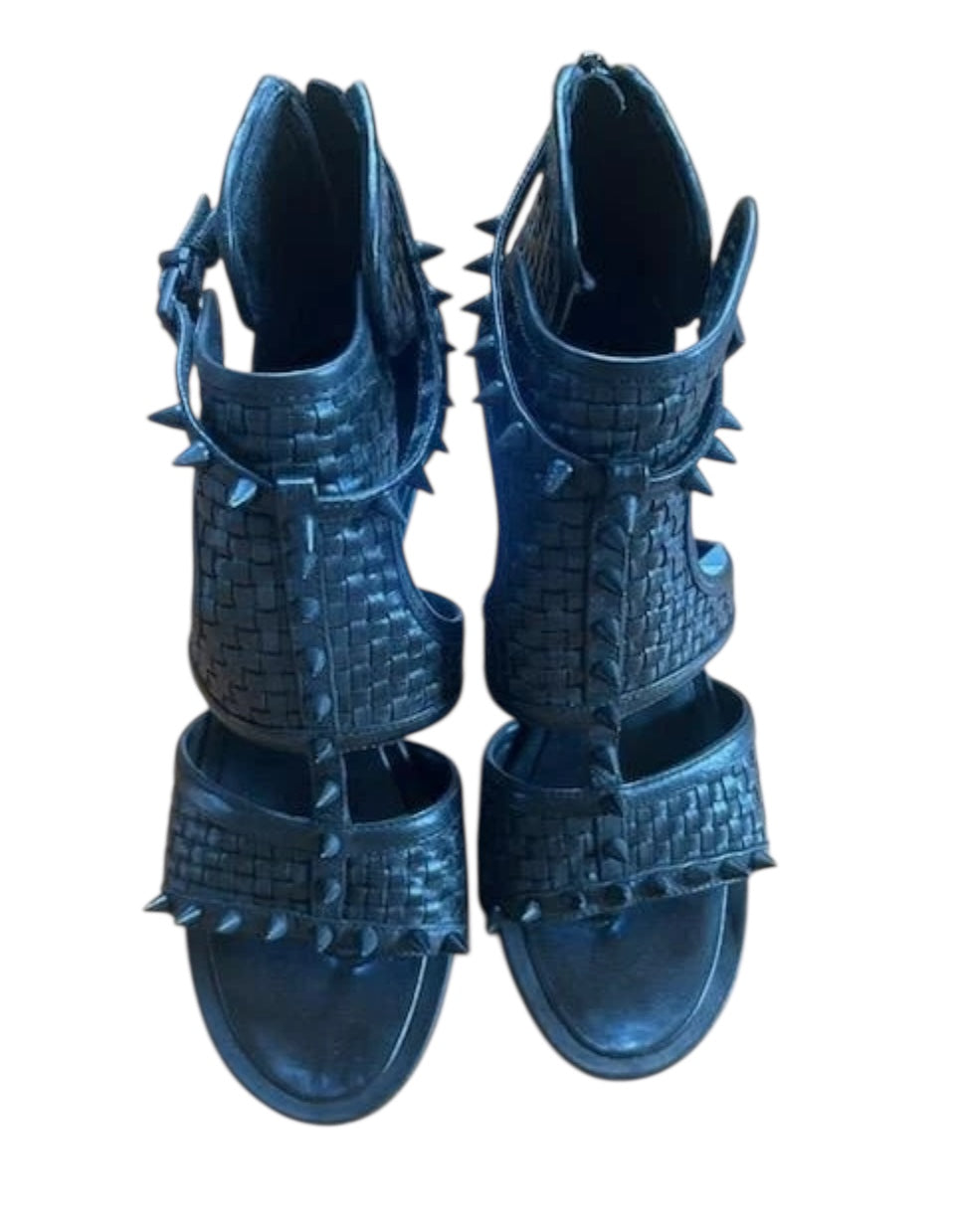 BCBGMaxaria Black leather Stiletto sandals Spikes Sz 6.5