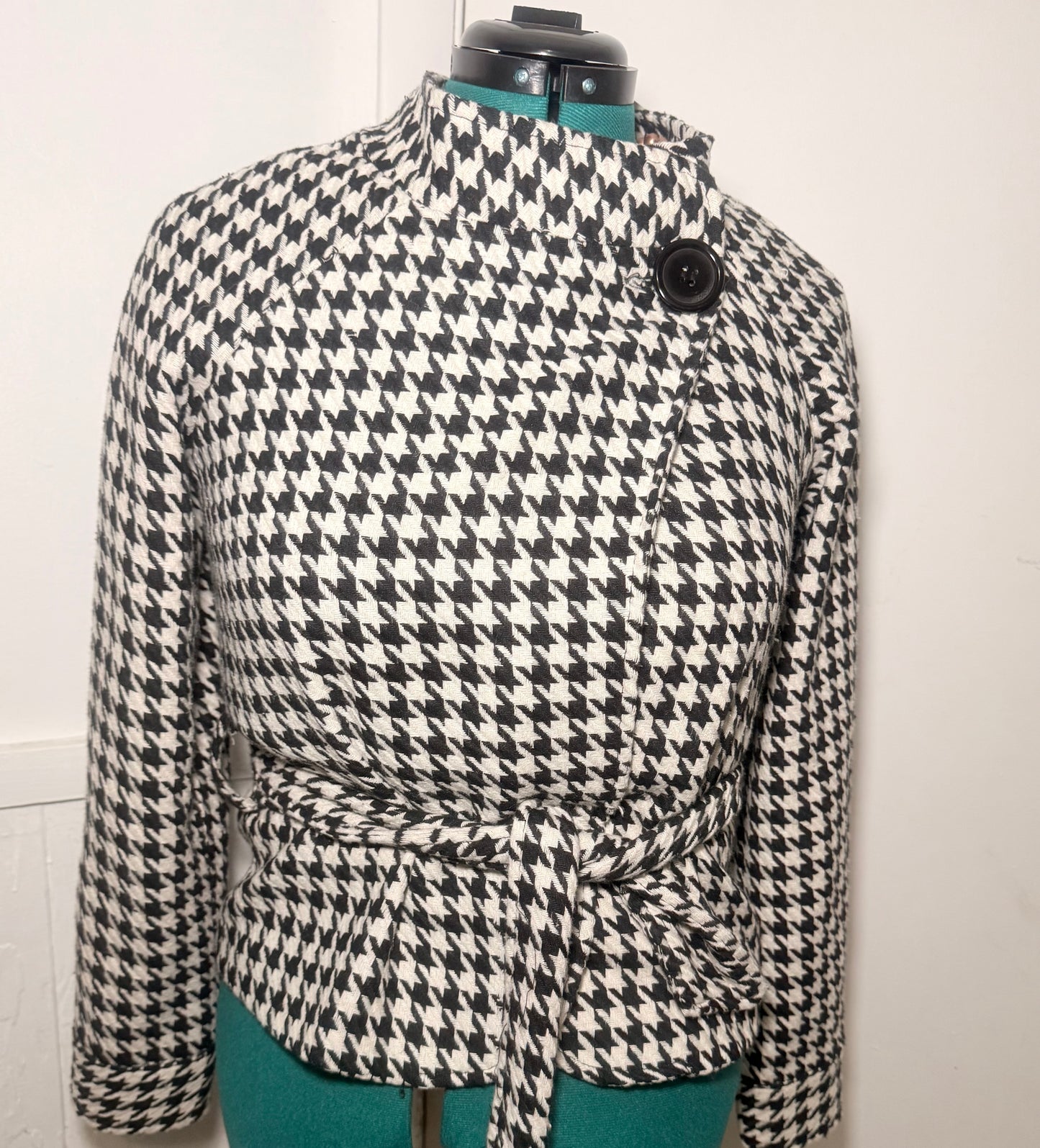 Forever 21 houndstooth jacket Sz M