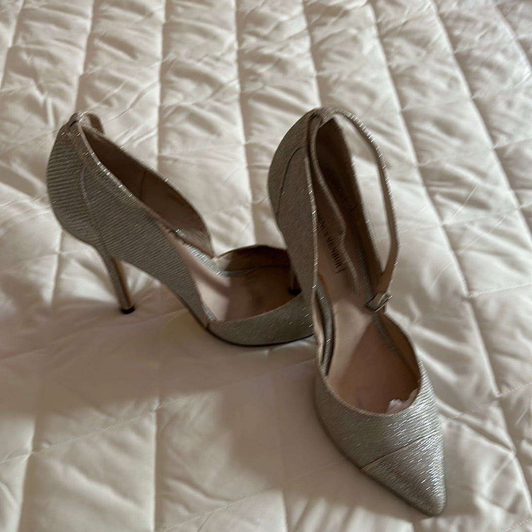 Essence Menbur Sz 39/9