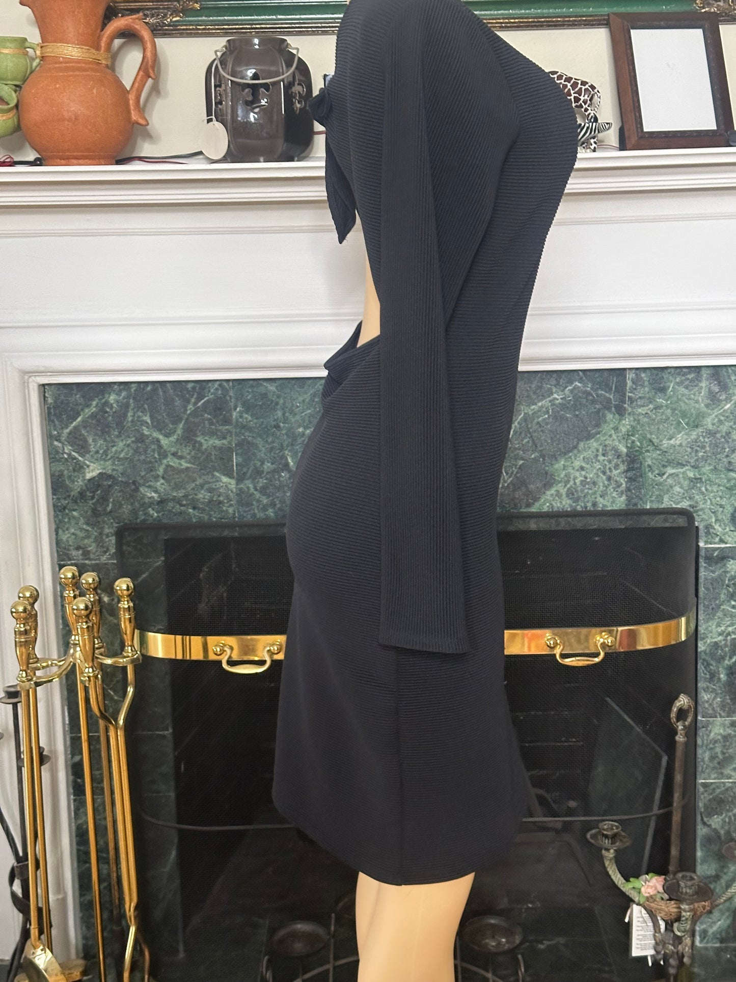 Preloved Express Black Open Back Ribbed Bodycon Dress sz M