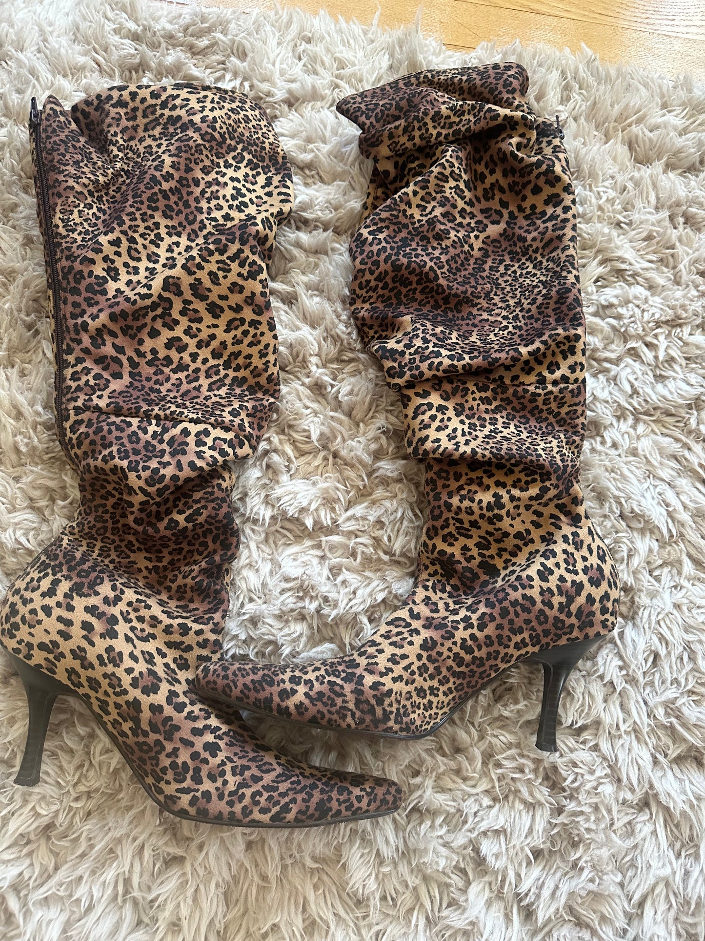 Animal Print knee high boot sz 11