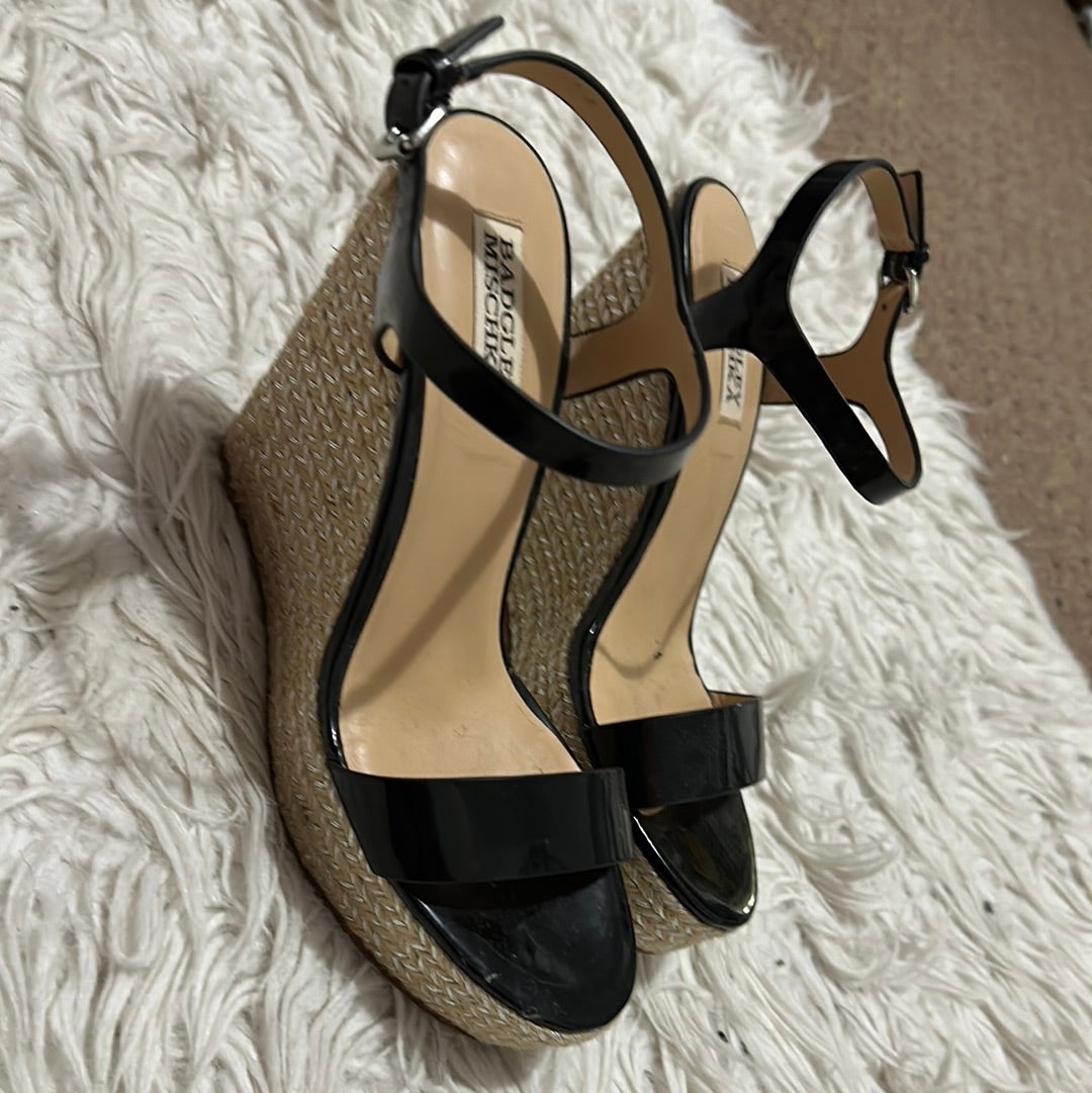 Badgley Mischka Black Wedge Sz 7.5 Pre-Loved