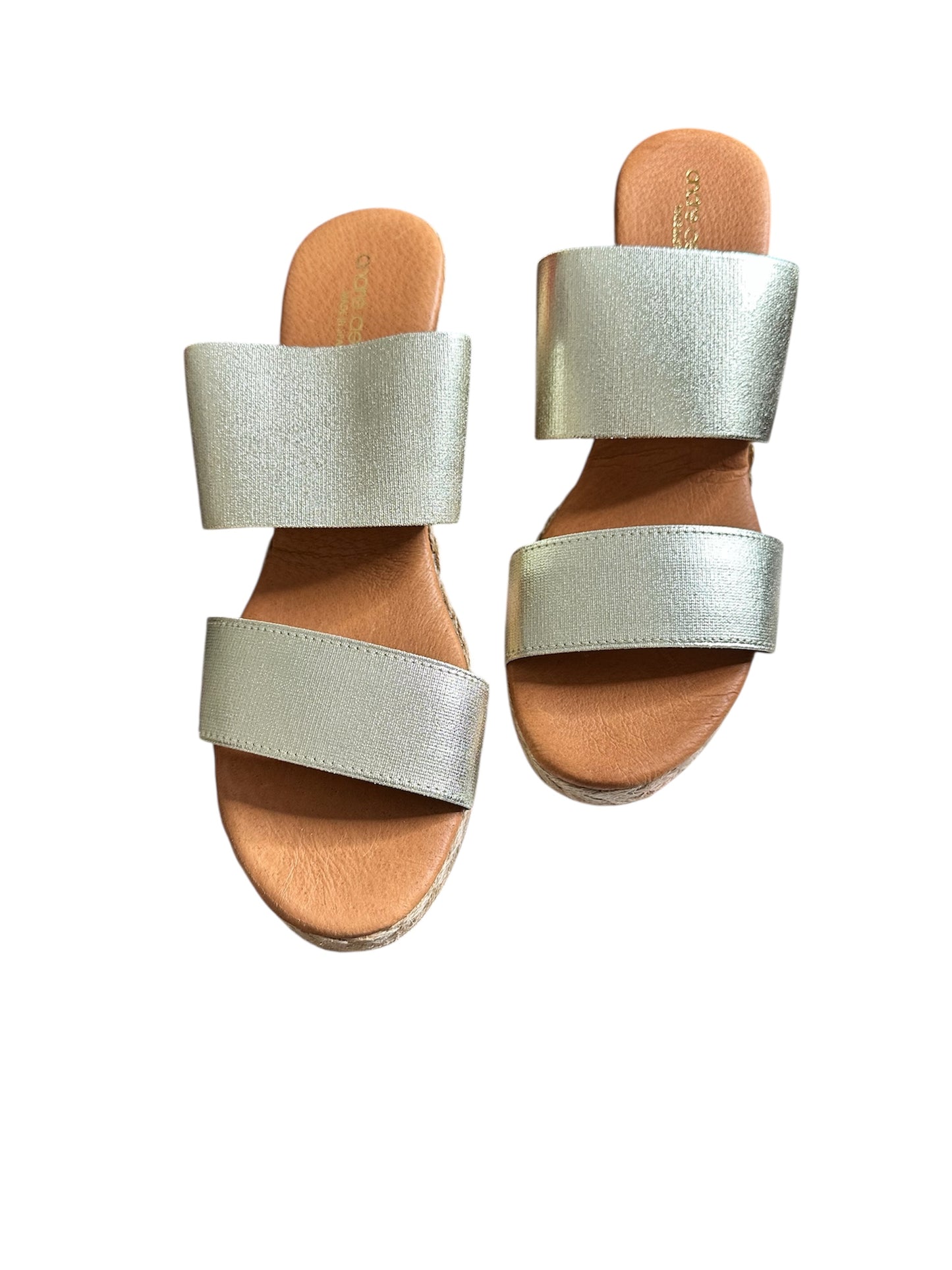 André Assous Gwen Metallic Wedges sz 11