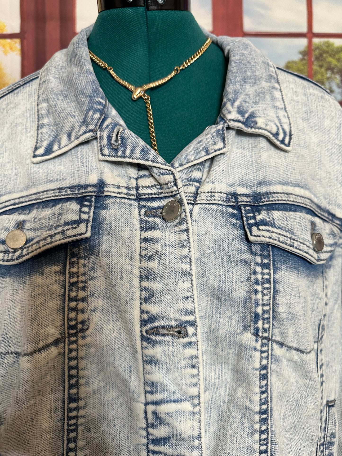 Frayed Acid Wash Denim Jacket sz L