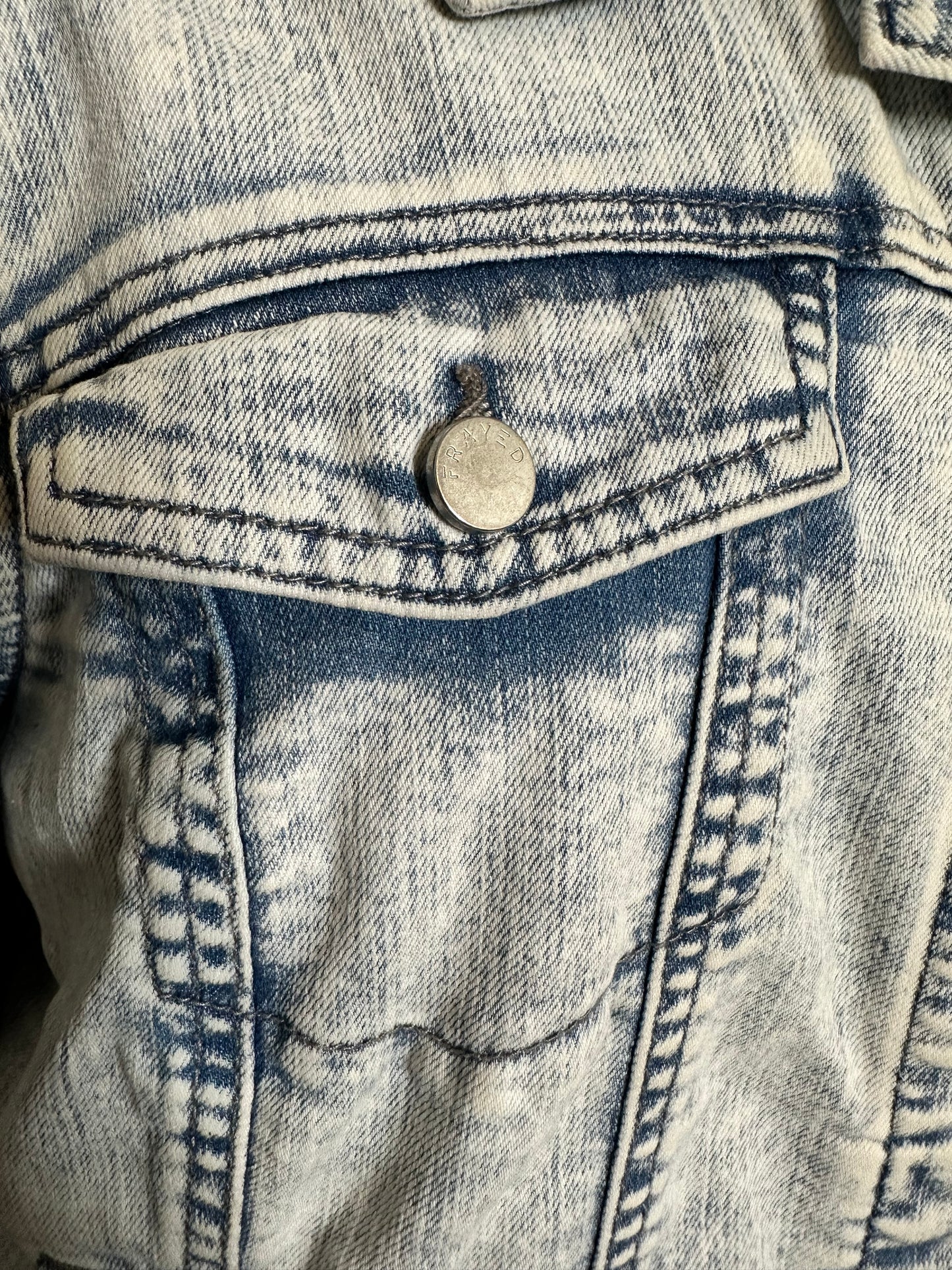 Frayed Acid Wash Denim Jacket sz L