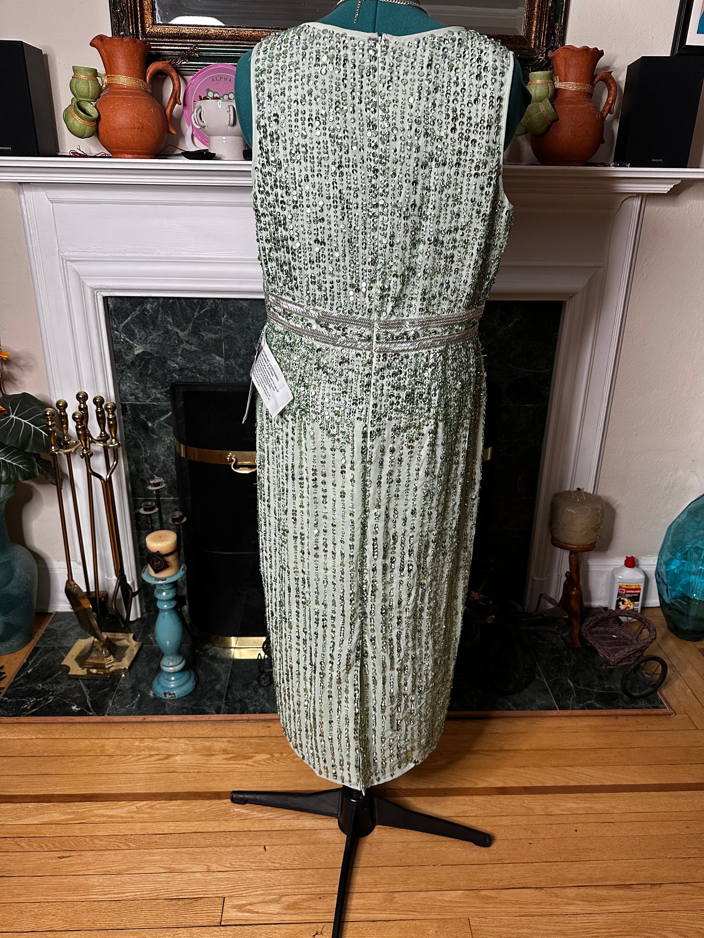 NEW Mac Duggal Sage Green Sequined Sleeveless V-Neck Midi Sheath Dress Sz 14
