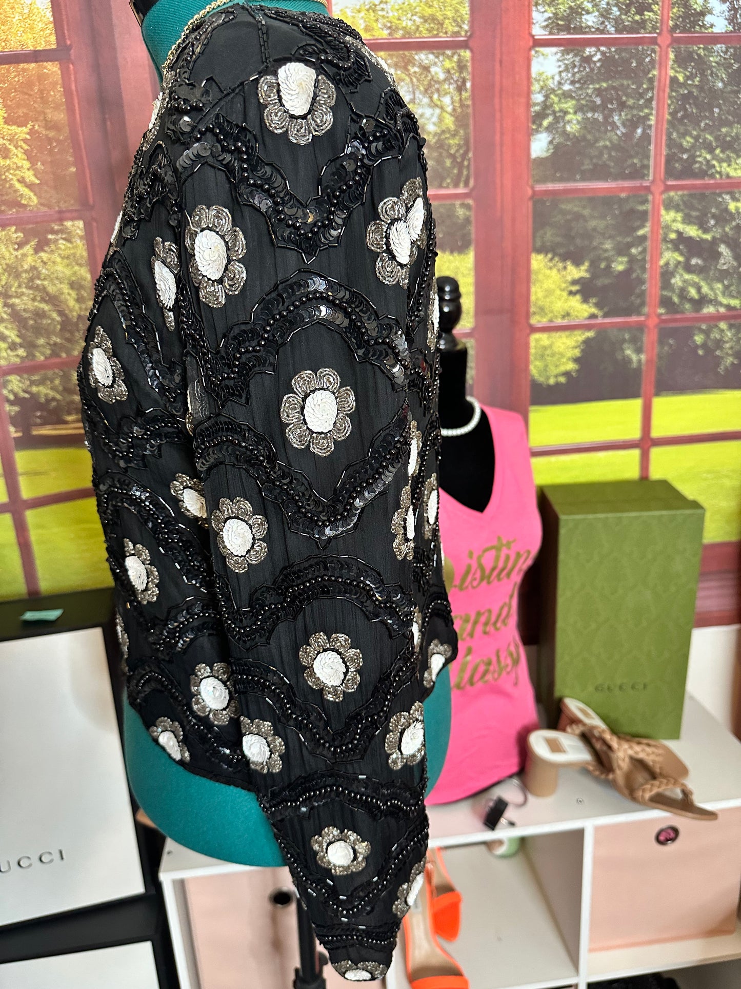 Niteline Vintage B/W Sequin Cropped Blazer size M can fit L