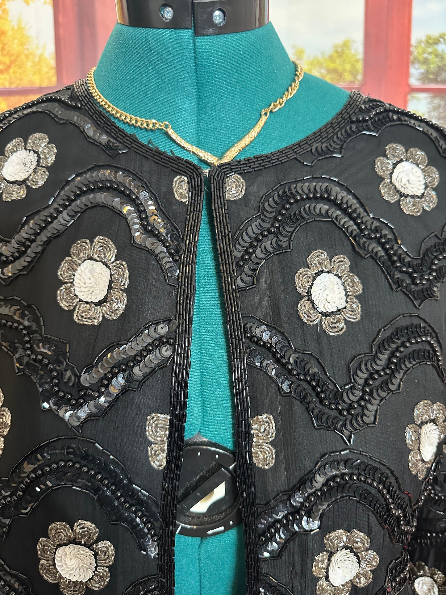 Niteline Vintage B/W Sequin Cropped Blazer size M can fit L