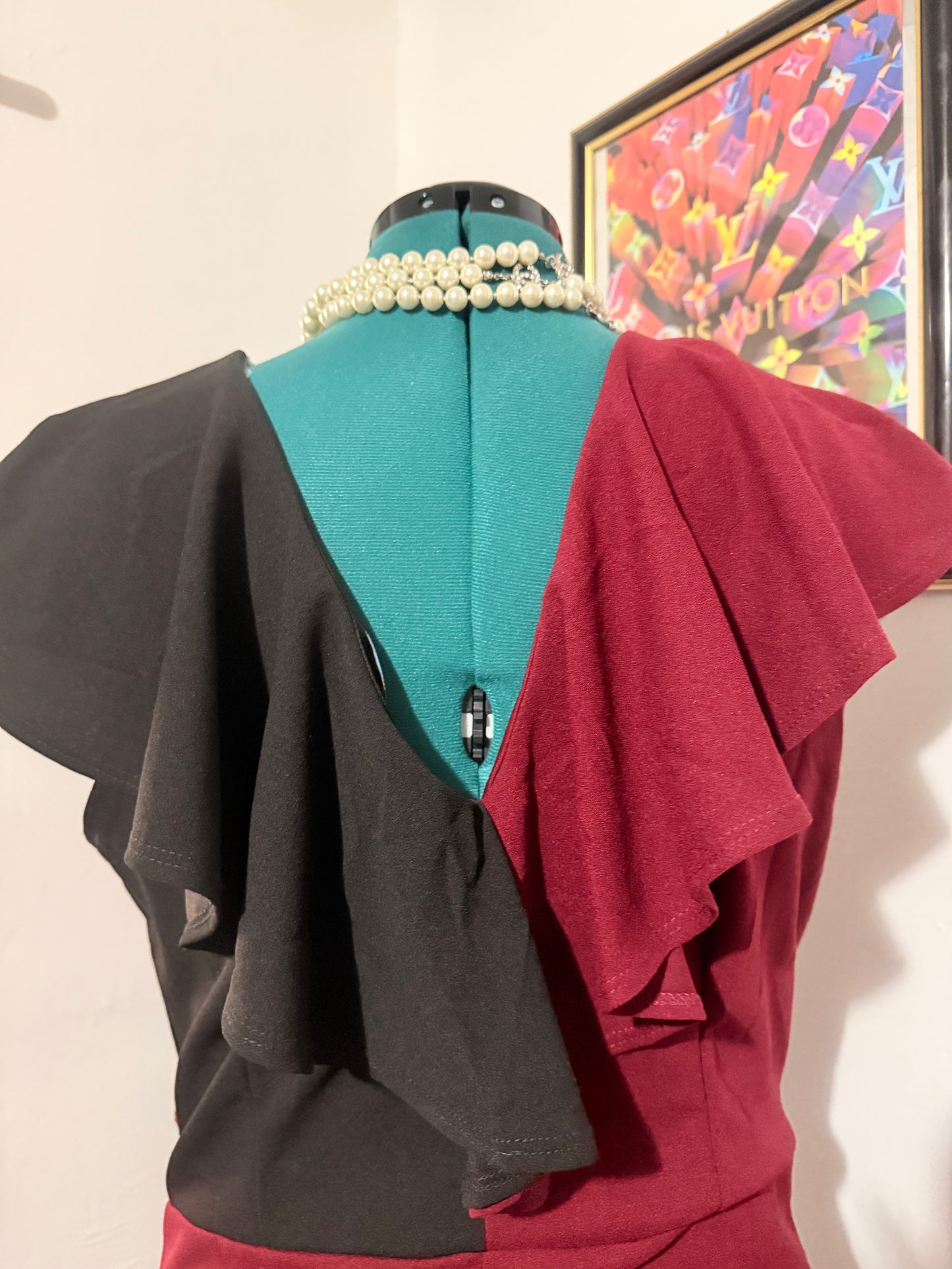 Glow Passion color block wine & black dress