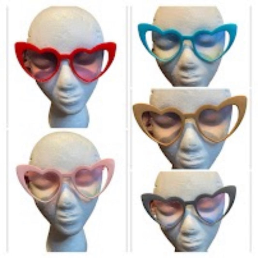 042422 CUTE HEART SUNGLASSES